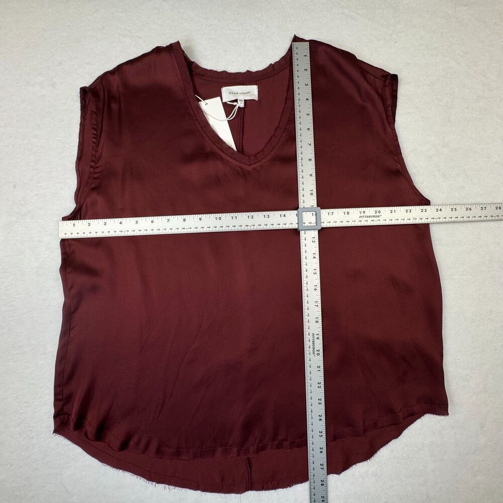 Dear John Women Top Sz L NWT Satin Burgundy Frayed Trim V-Neck Hem Cap Sleeve - Picture 4 of 7